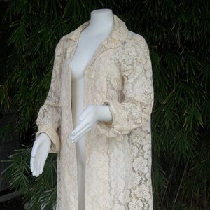 Timeless 50s 60s sheer floral lace evening coat